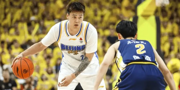 赵睿出战24分钟，3中1、三分2中1得到5分2篮板5助攻2失误